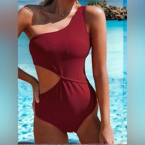 Cupshe One-Shoulder Cutout One-Piece Swimsuit in Burgundy- size medium